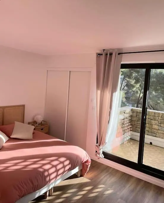 Duplex T3 Avec Jardin, Bord De Mer Et Parking Six-Fours-les-Plages France